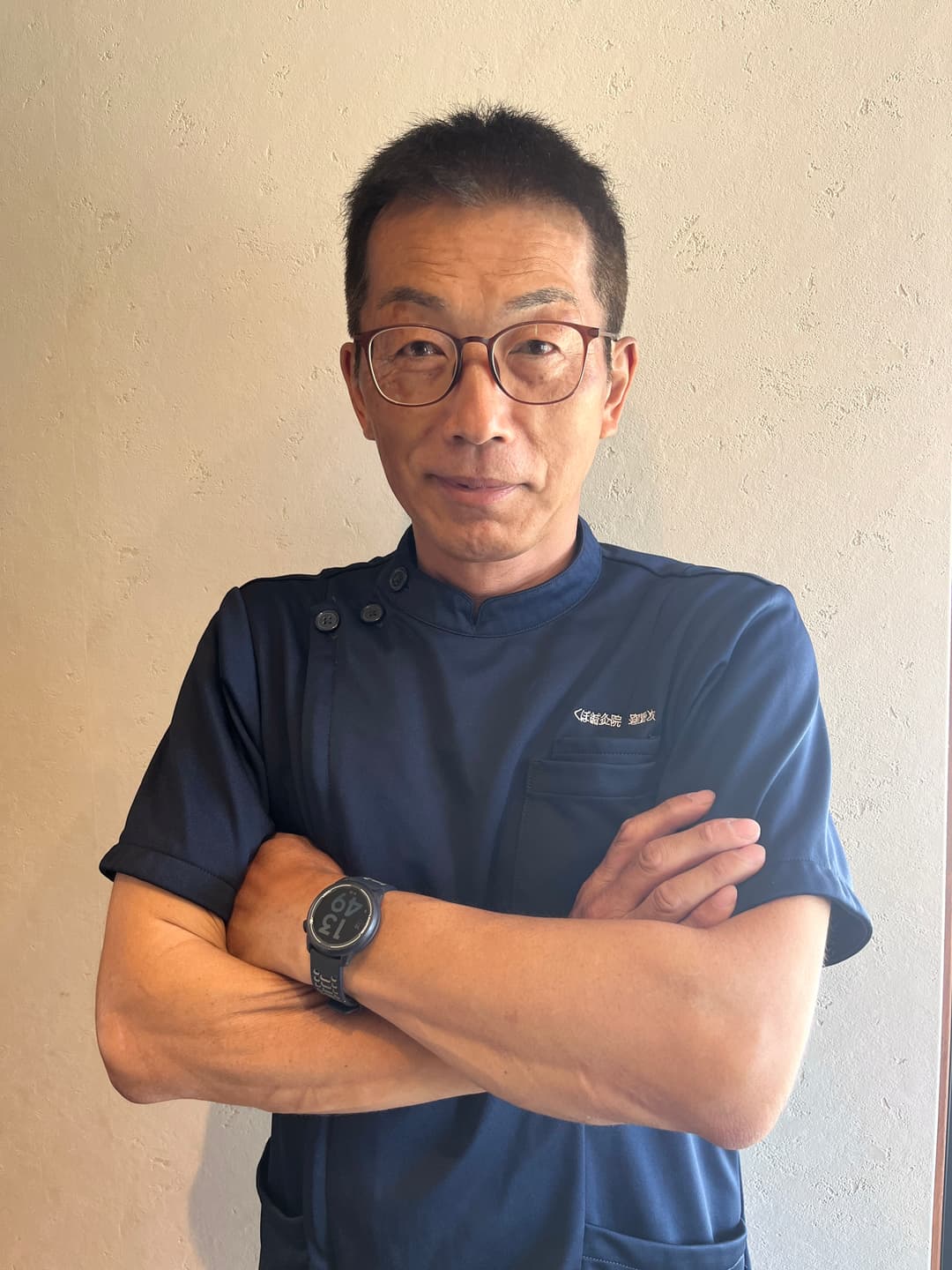 院長 窪 賢次
